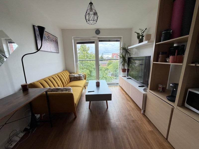 Room Great Clowes Street in Salford
