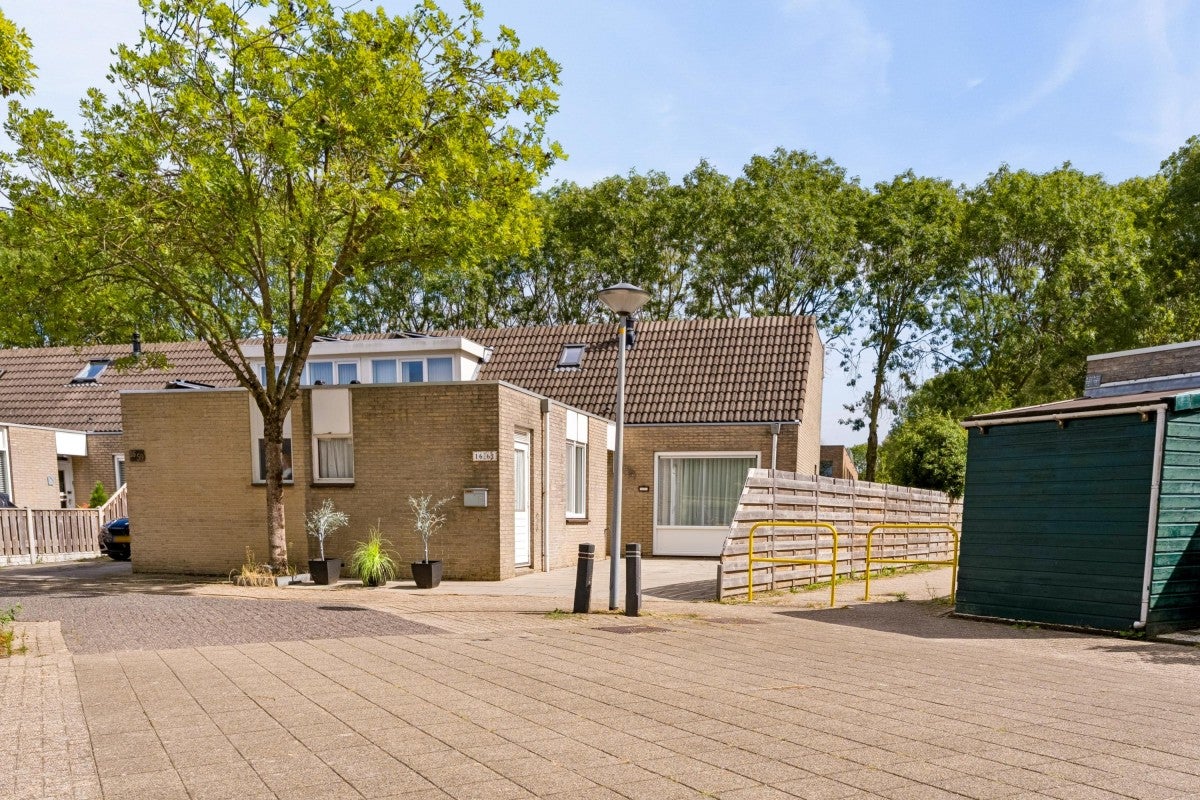 Huis Schoener 16 16 61 in Lelystad