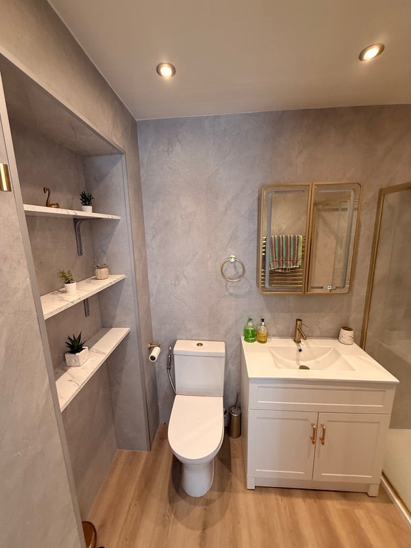 Room Warrender Park Road in City of Edinburgh