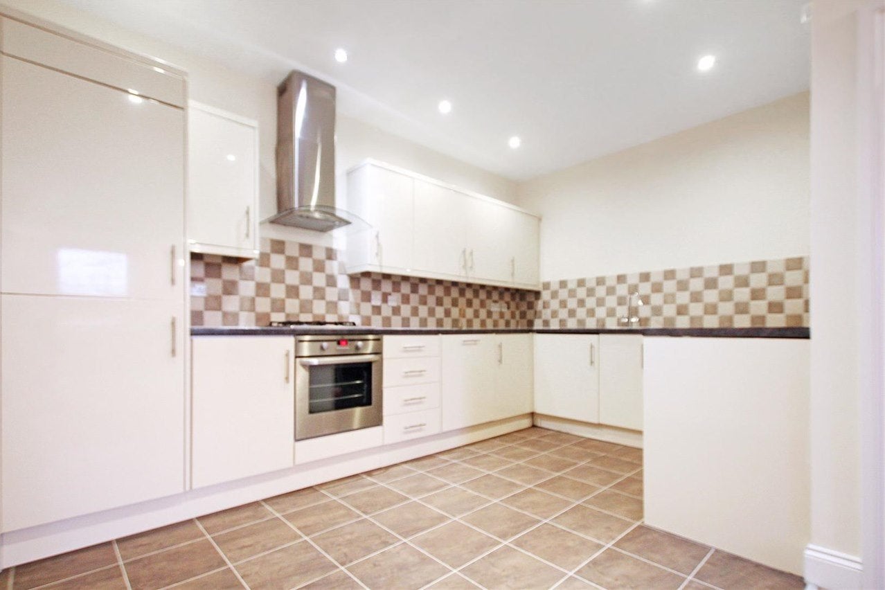 Flat North Cray Road in Greater London