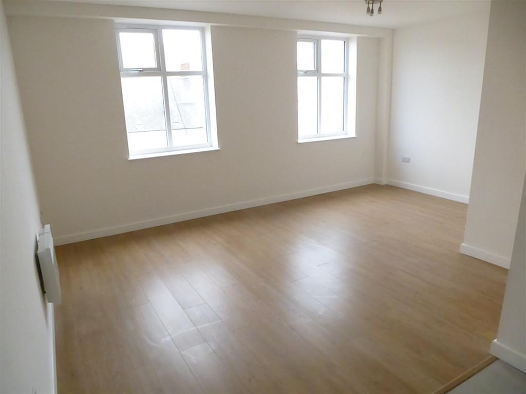 Flat Oxford Street in Wyre Forest