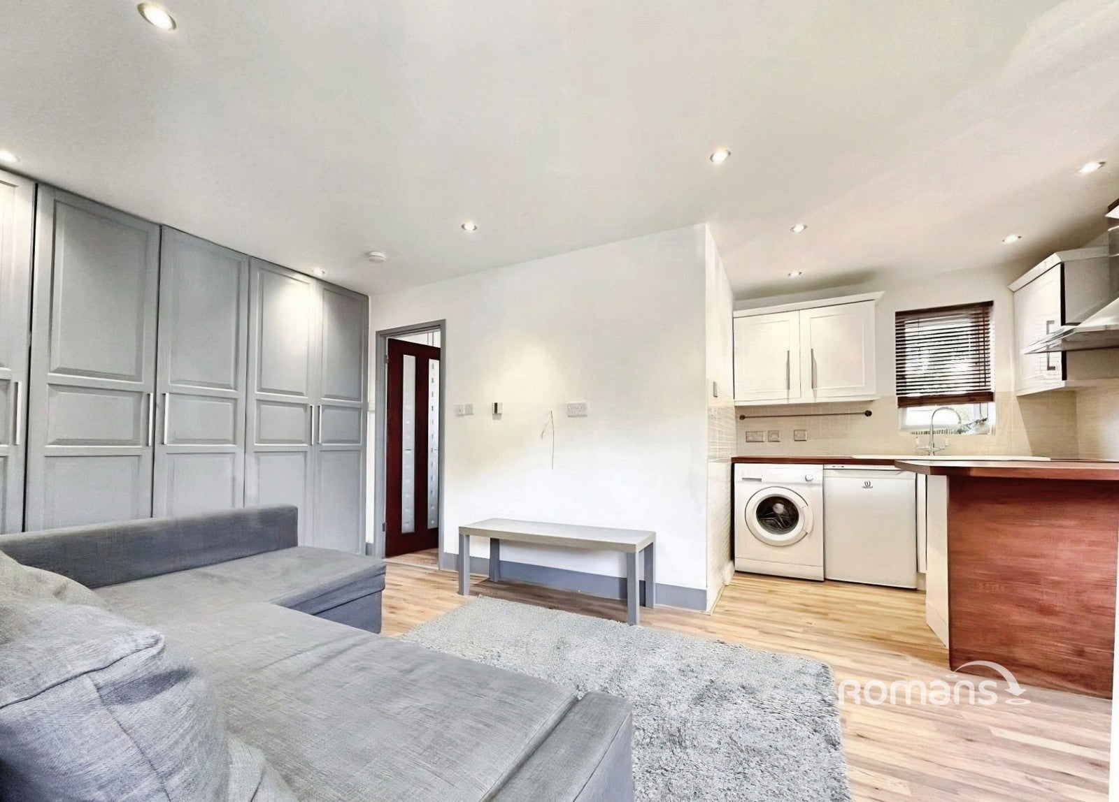 Flat Hambledon Close in London