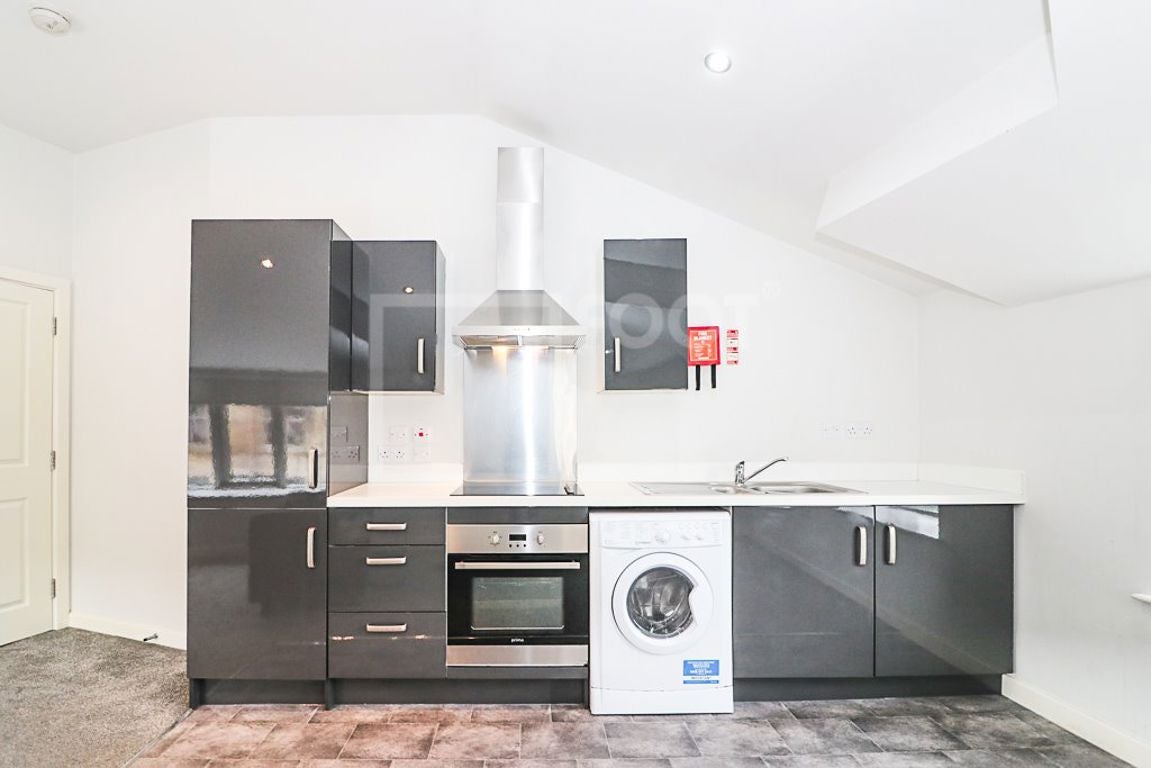 Flat Grattan Road in Bradford