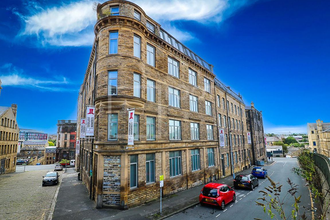 Flat Grattan Road in Bradford