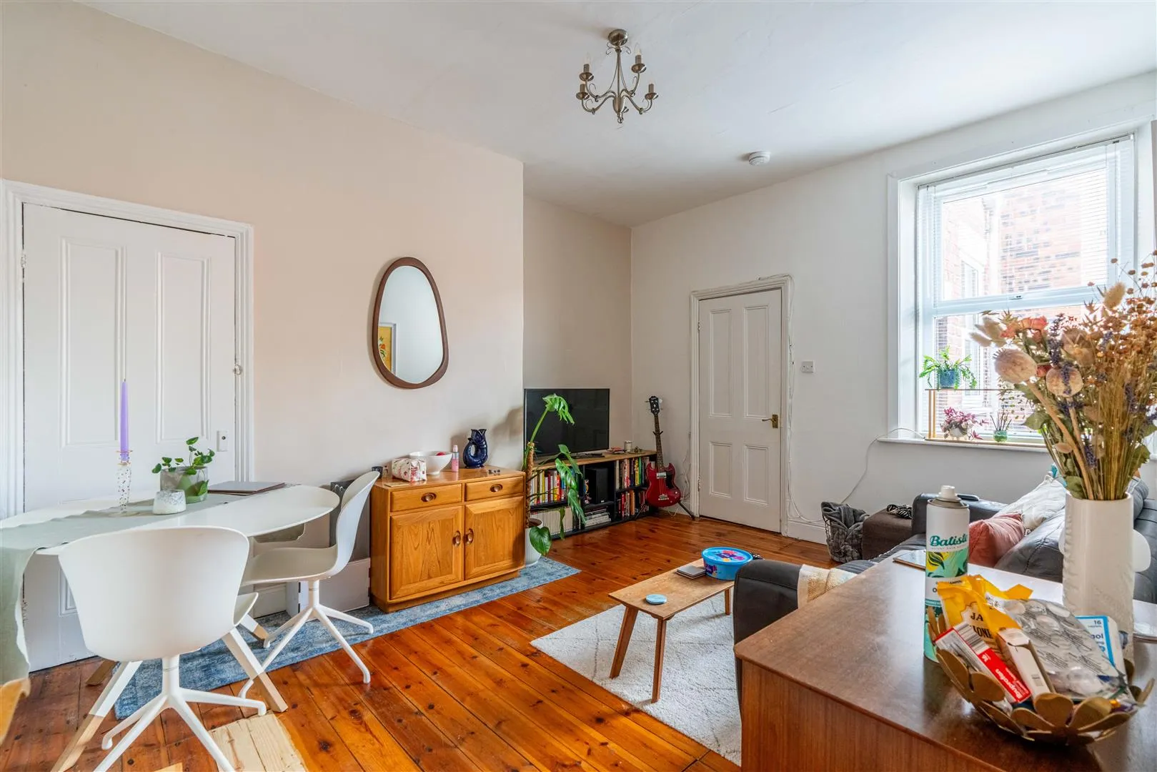 Flat Delaval Terrace in Newcastle upon Tyne