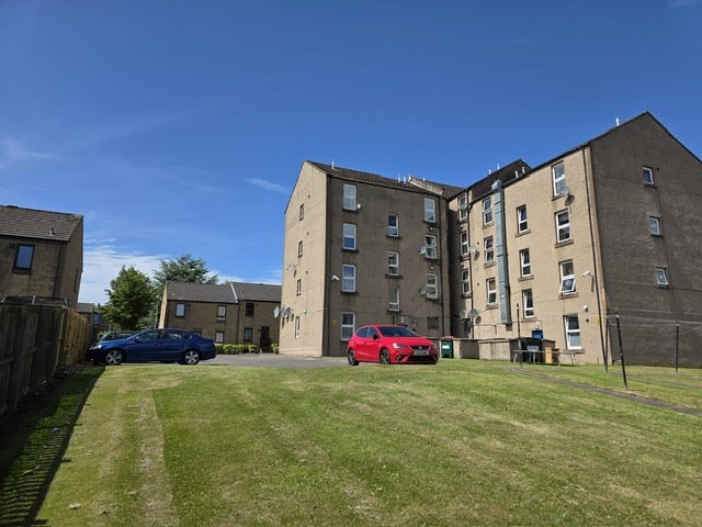 Flat Main Street in Dundee