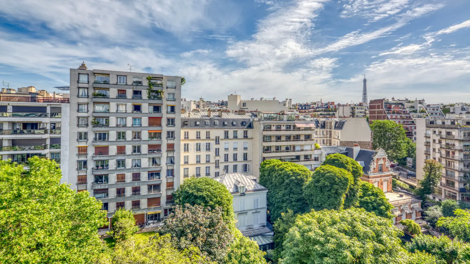 Flat Rue de l'Assomption in Paris