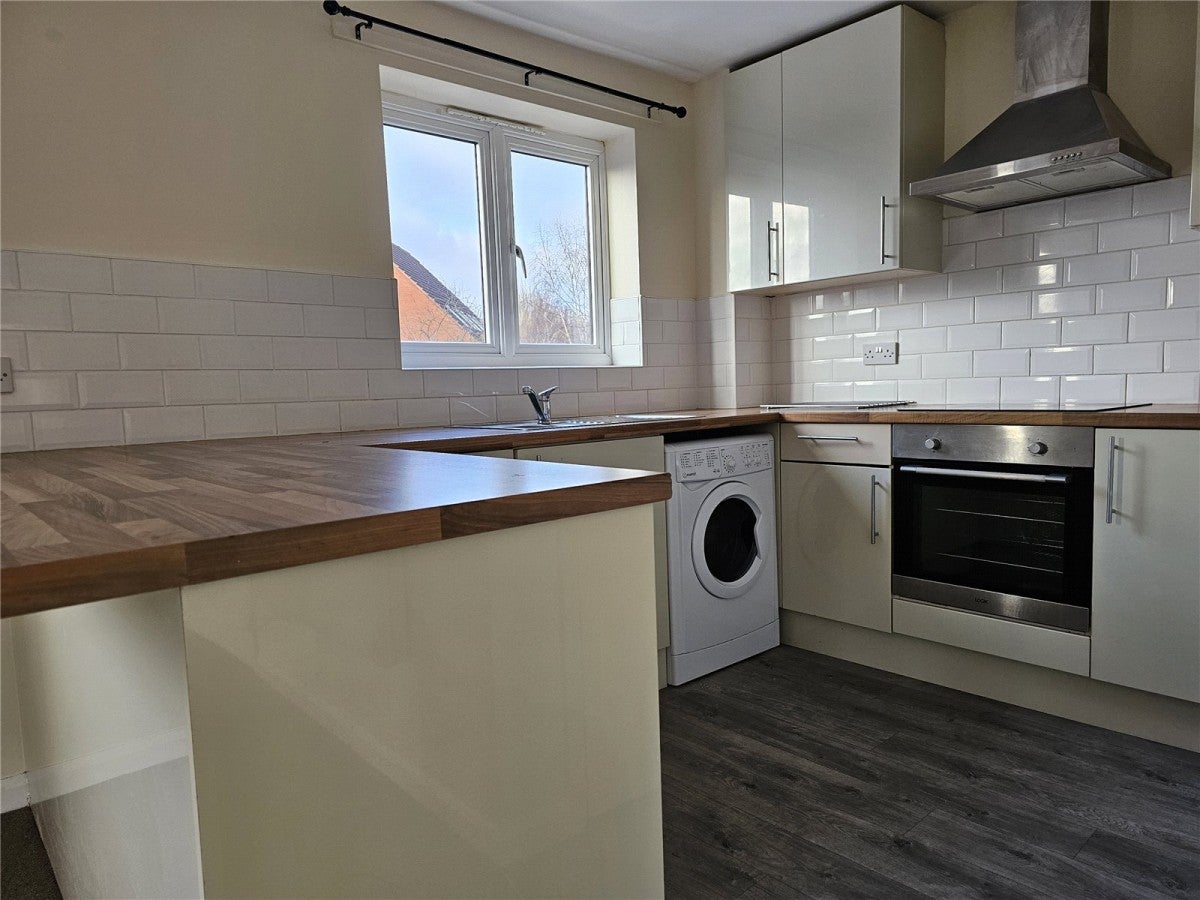 Flat Gadwall Crescent in Nottingham