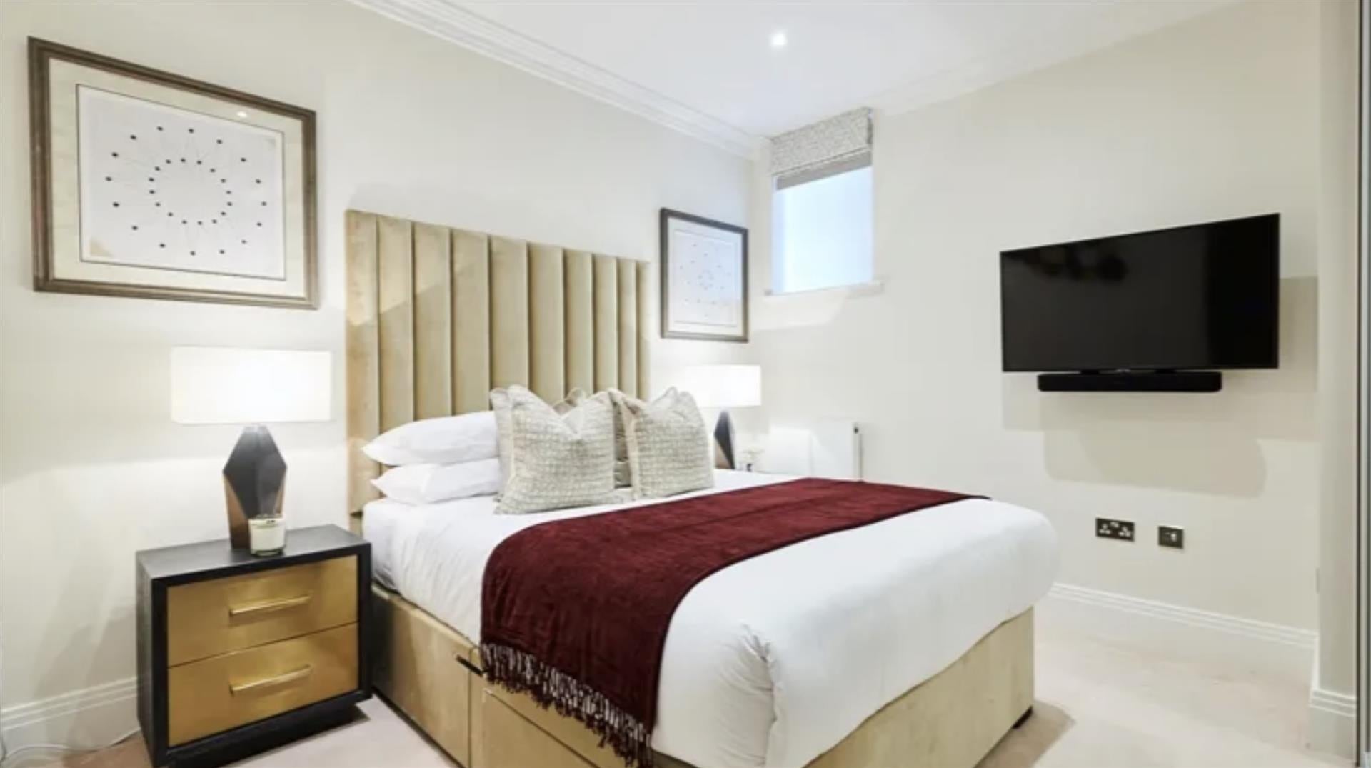 Flat Rainville Road in Greater London