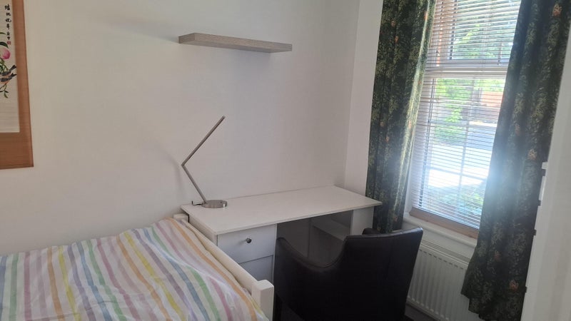 Room Regina Road in Greater London
