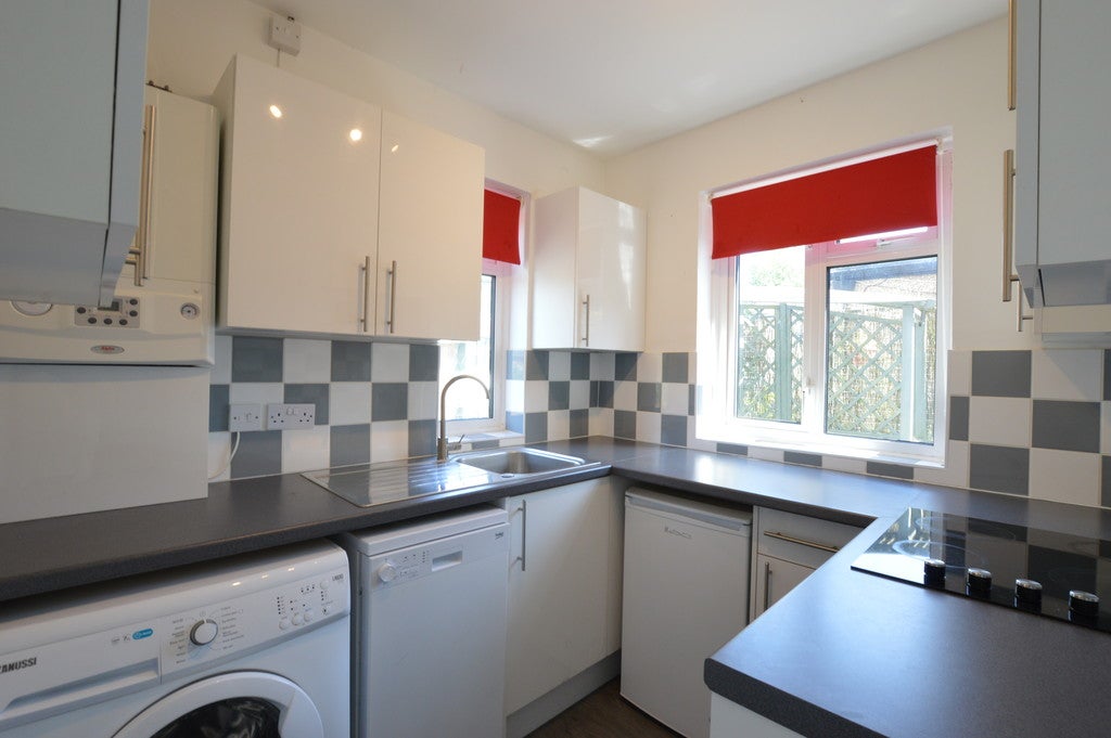 Flat Bell Street in Reigate and Banstead