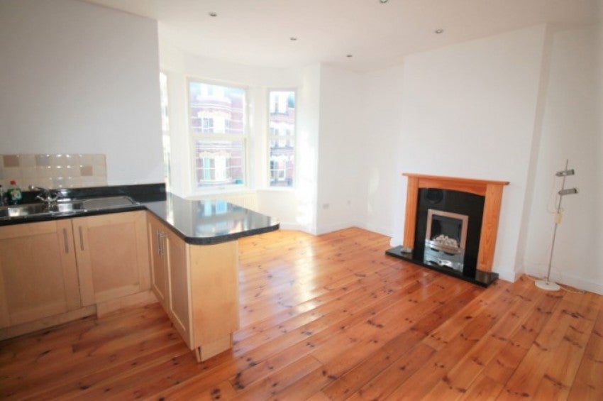 Flat Rosebery Road in Exeter