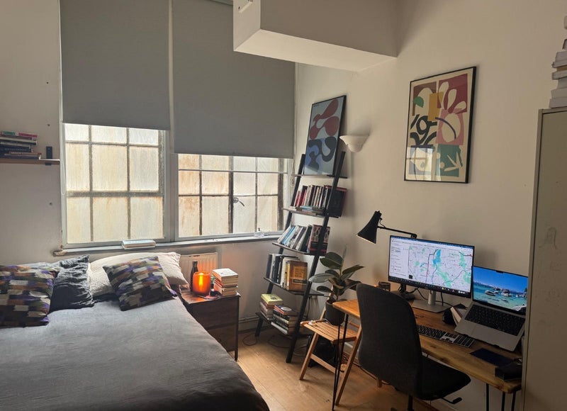 Room Stoke Newington Road in Greater London
