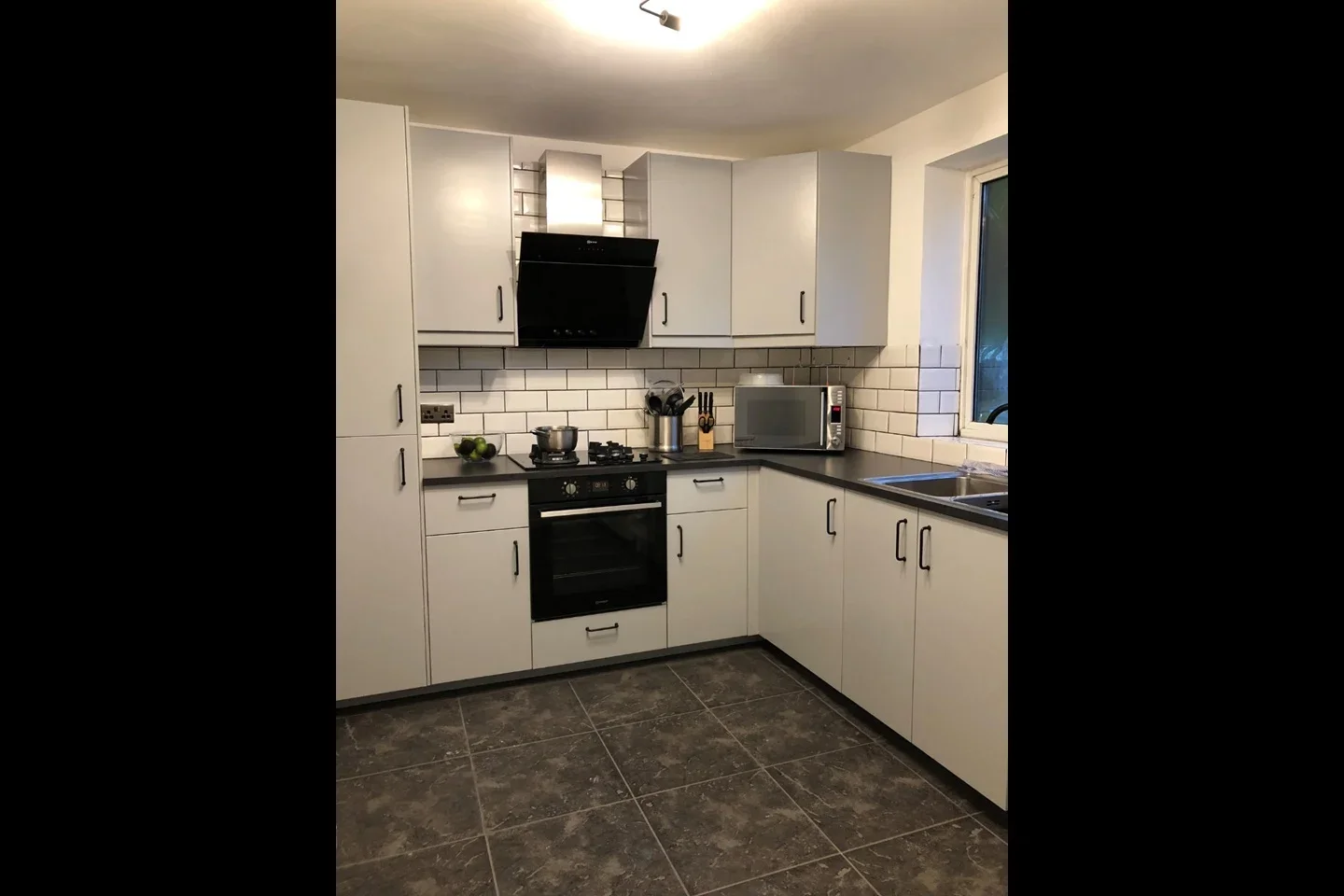 Room Vawdrey Close in Greater London