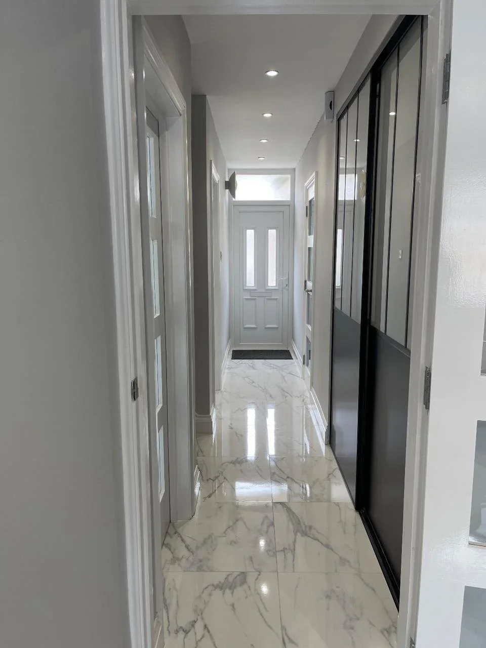 Room Vawdrey Close in Greater London