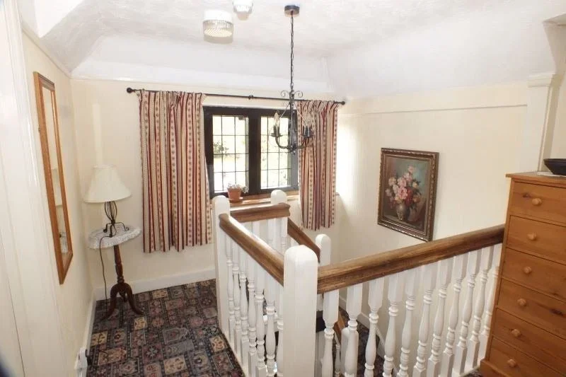 Room Farnborough Road in Rushmoor