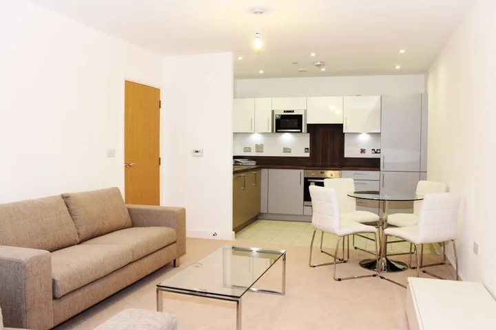 Flat North Woolwich Road in Greater London