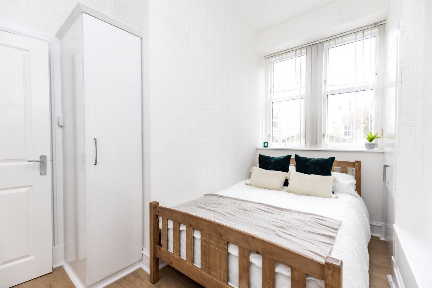 Flat Wallfield Crescent in Aberdeen City