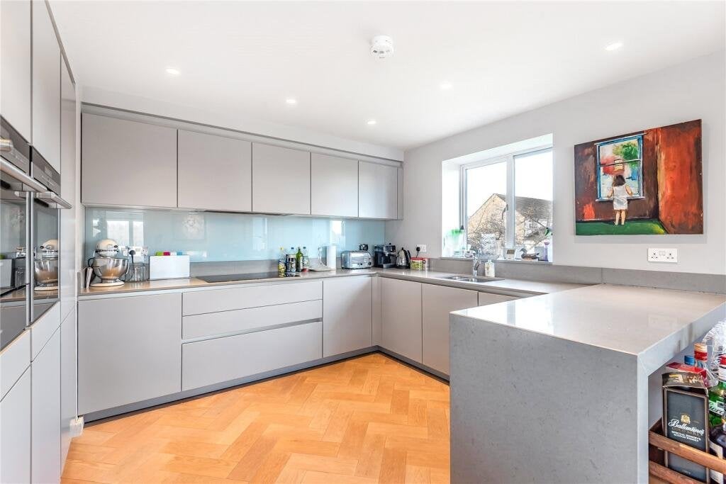 Flat Wigton Lane in Leeds