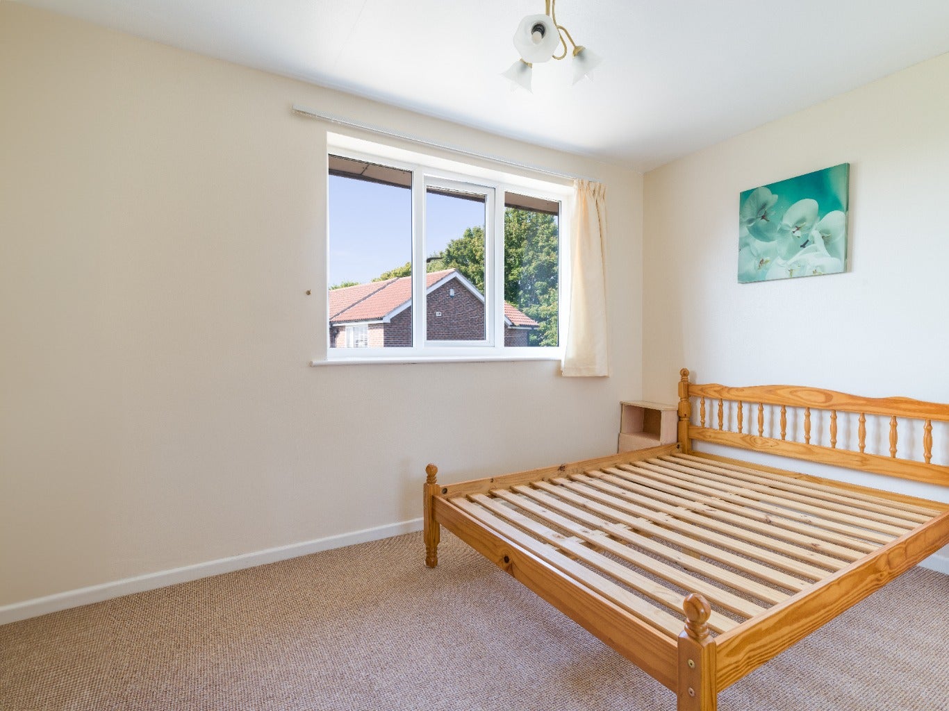 Flat Alverston Close in Newcastle upon Tyne