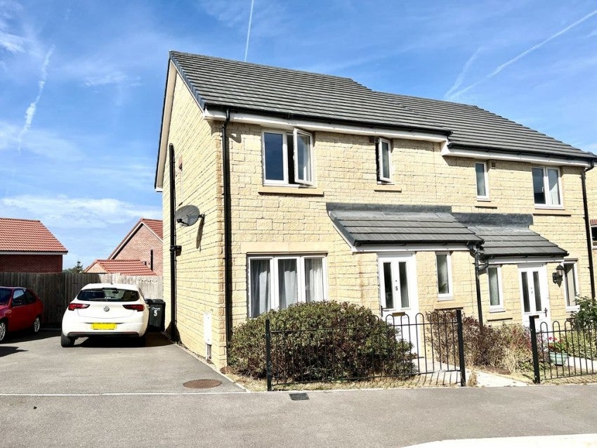 House Ramsay Road in Calne