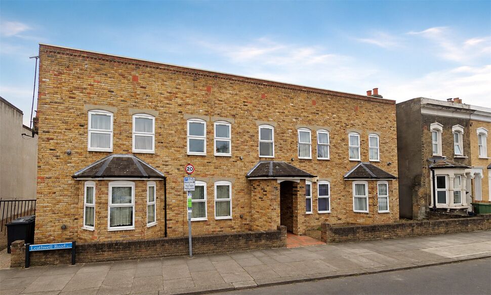 Flat Armoury Road in Greater London