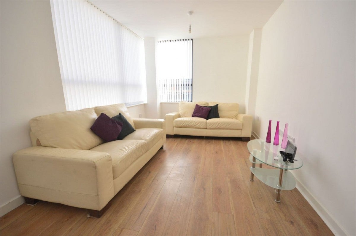 Flat Fawcett Street in Sunderland