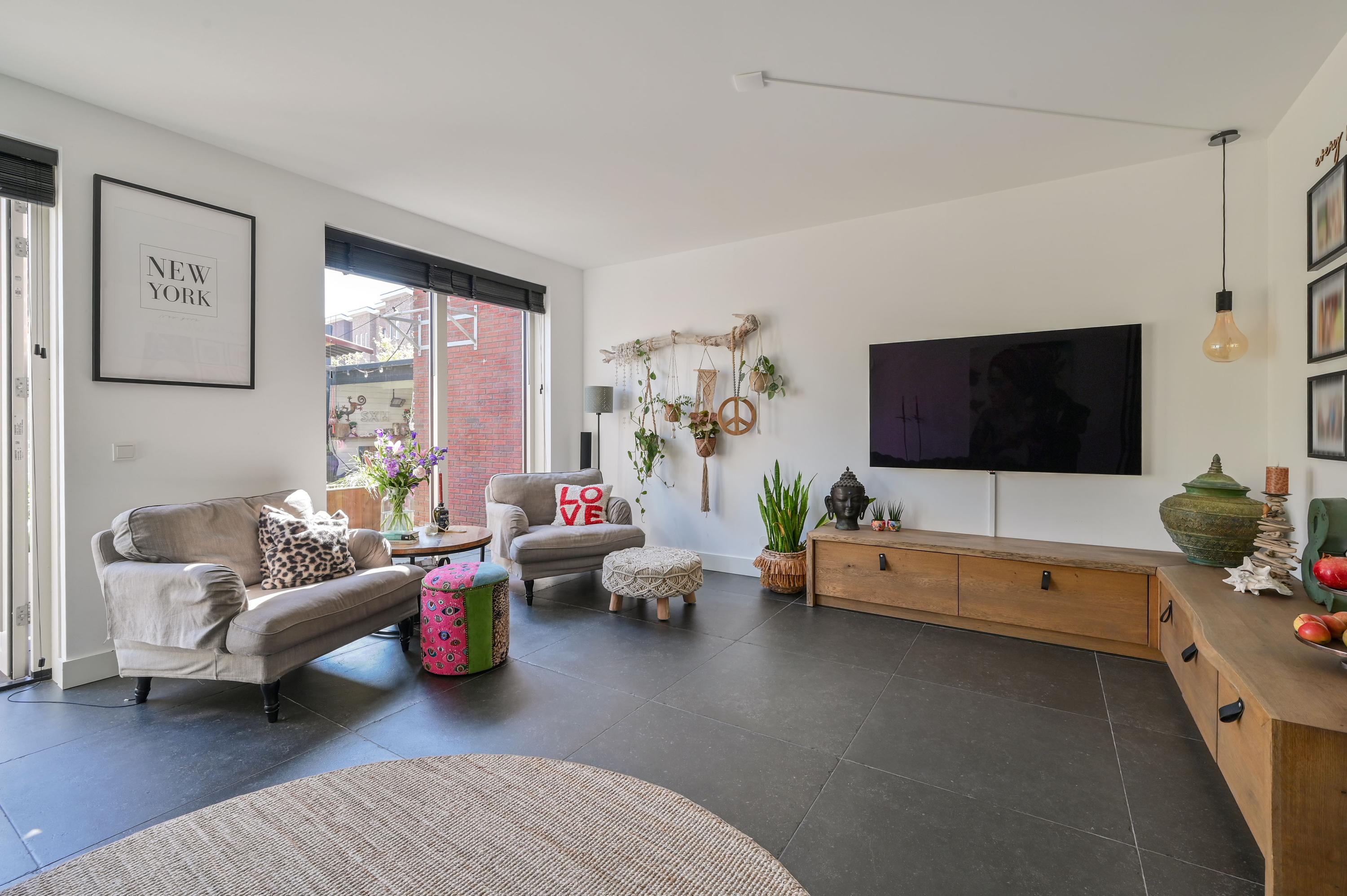 Twee-onder-één-kap te koop: Keutenberg 4, Zeewolde