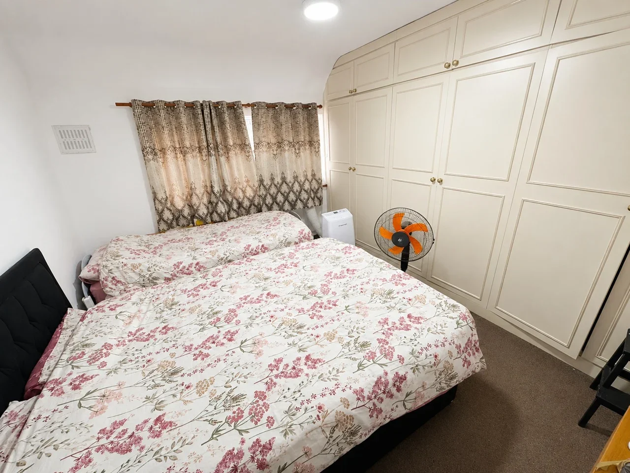 House Sutton Square in Greater London