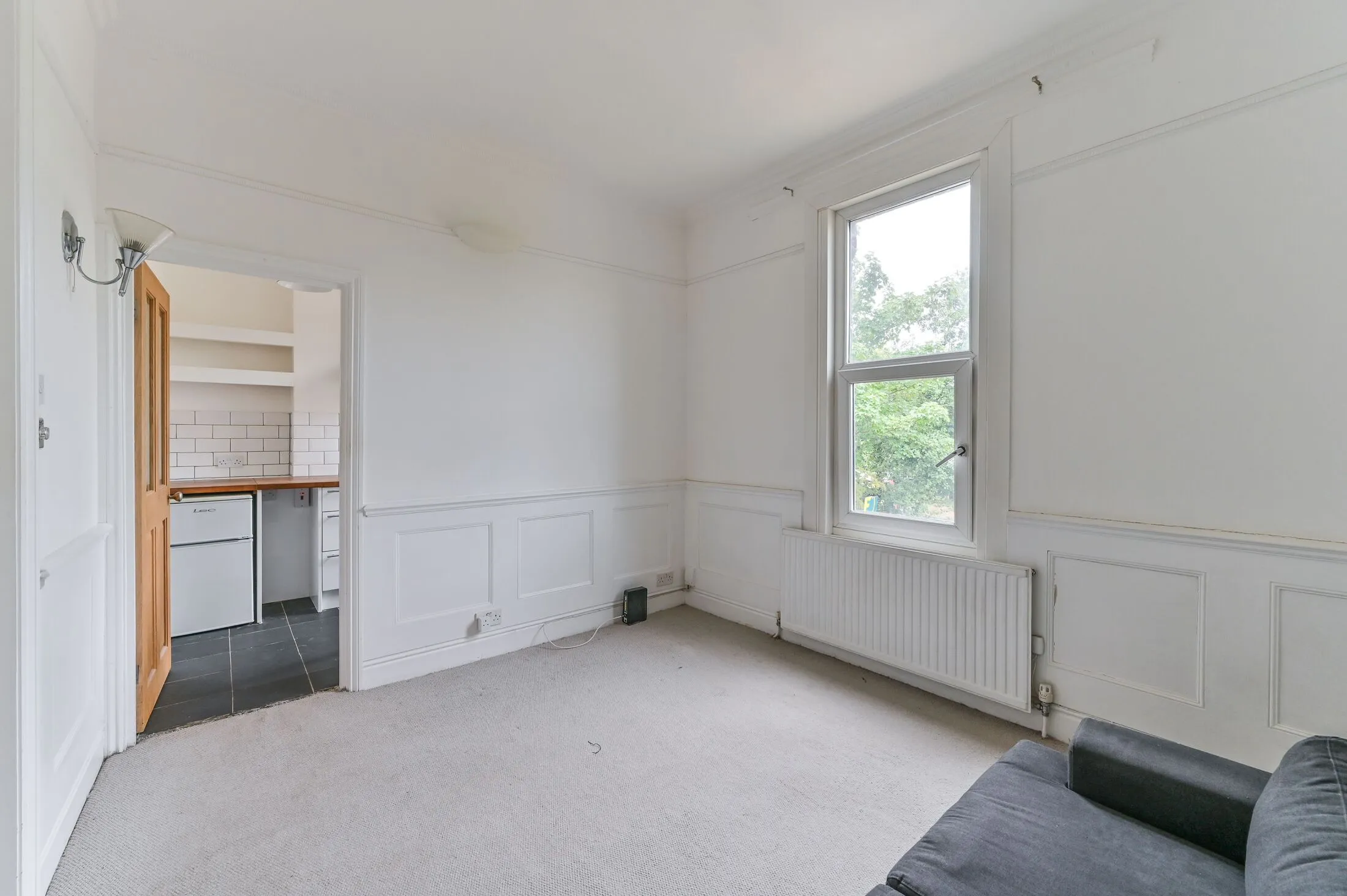 Flat Croydon Road in Greater London