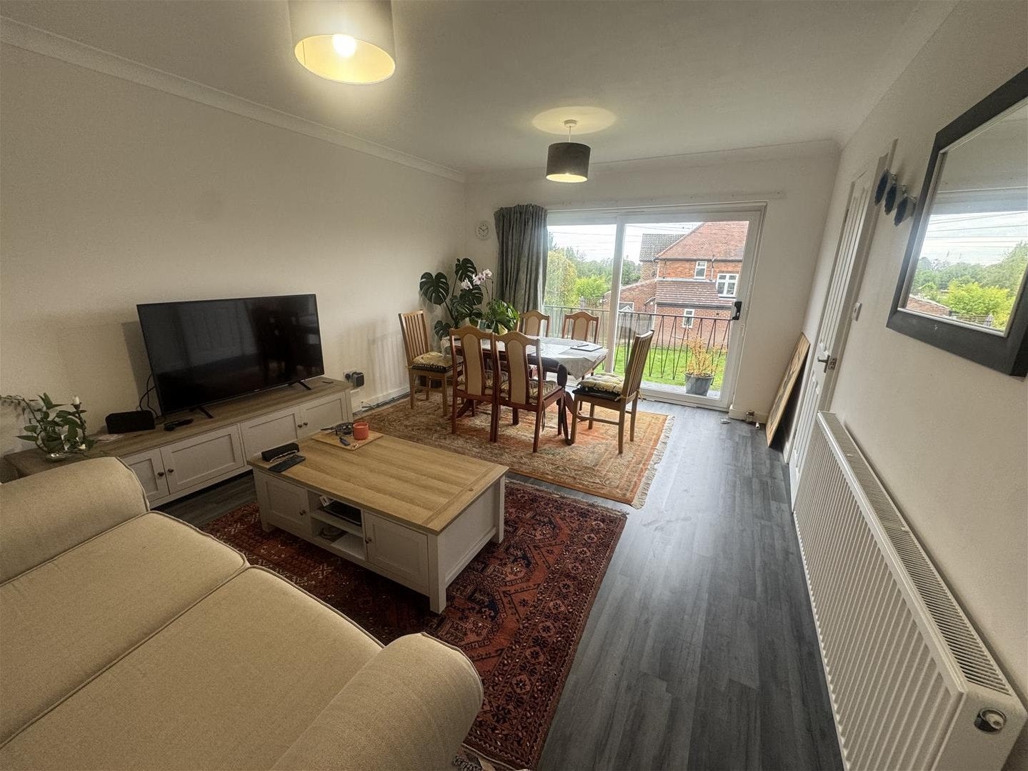 Flat Thoresby Avenue in Nottingham