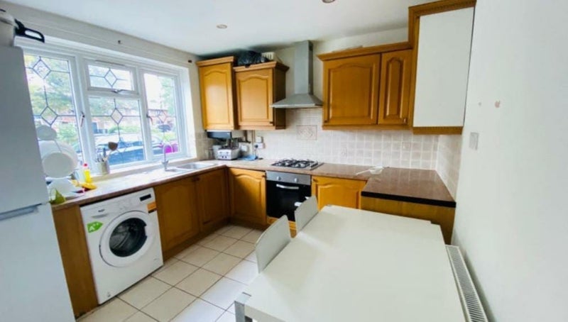 Room Avis Square in Greater London