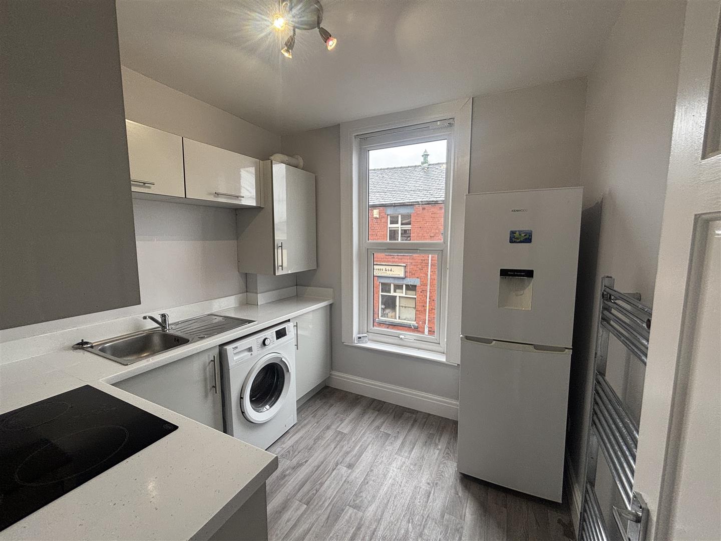 Flat Leicester Road in Preston