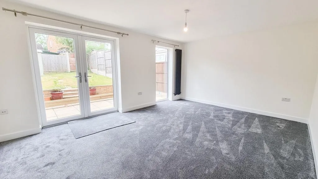House Barleycroft Close in Gloucester