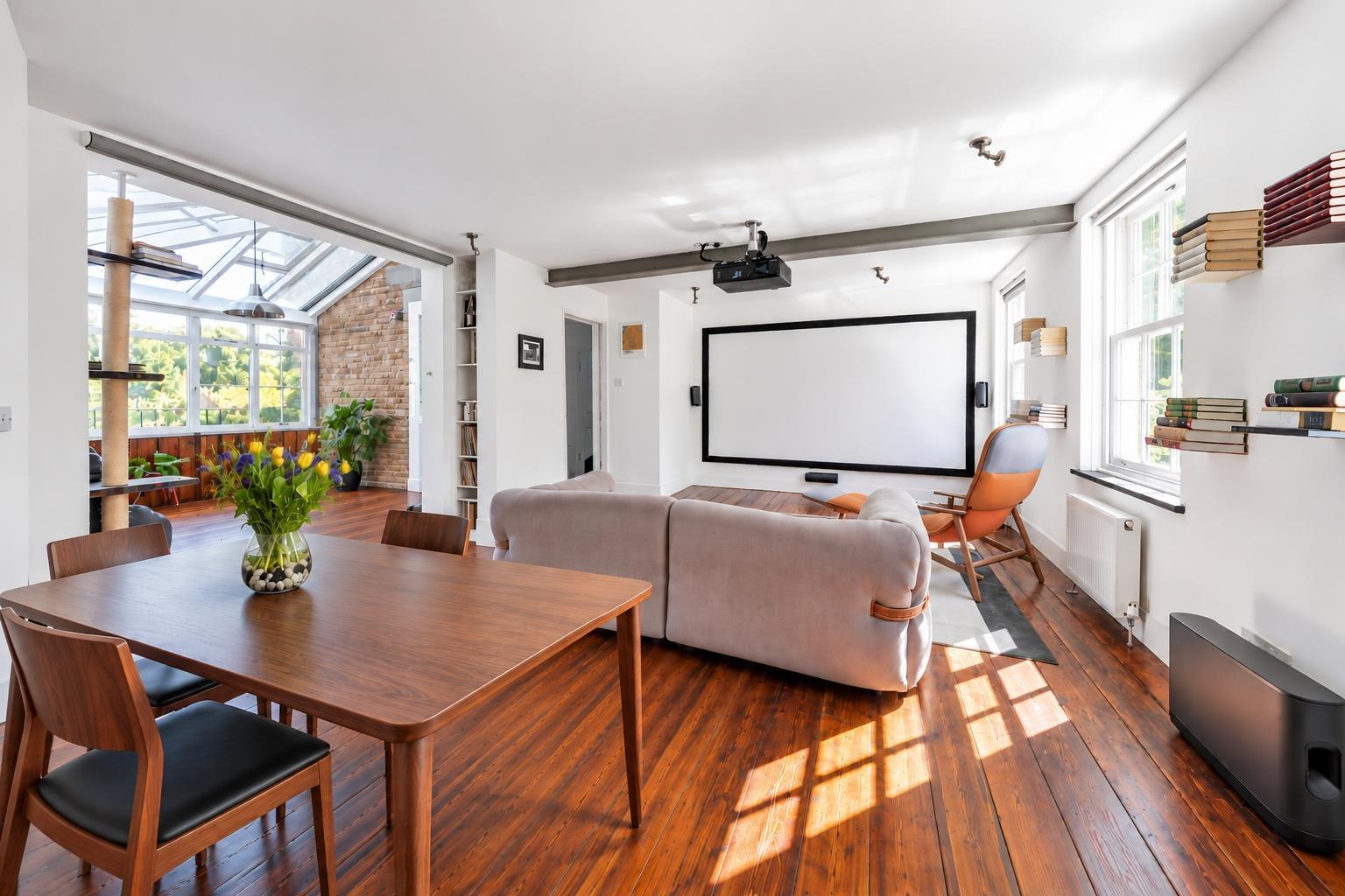 Flat North End in Greater London