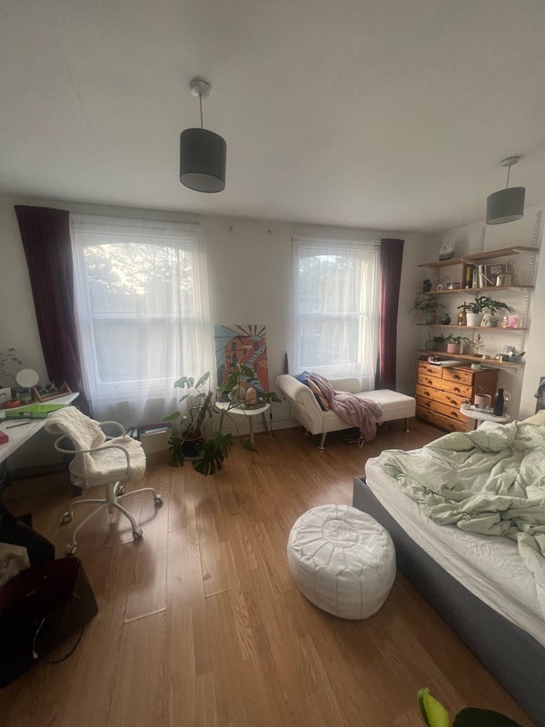 Room St. Paul's Road in Greater London