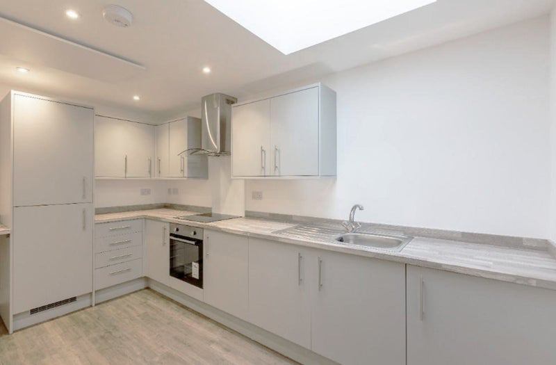 Room Manor Grove in Wakefield