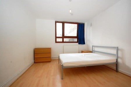 Flat Crondall Street in Greater London