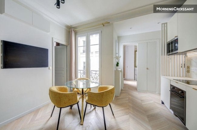 Appartement Rue des Saints-Pères à Paris