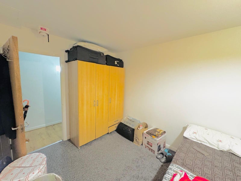 Room Axon Place in Greater London