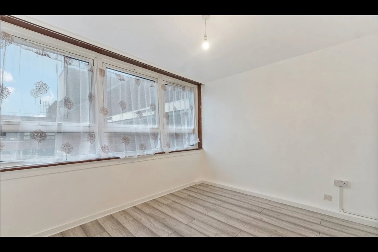House Carlton Grove in Greater London