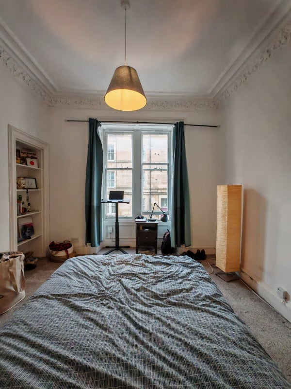 Room Albert Street in City of Edinburgh
