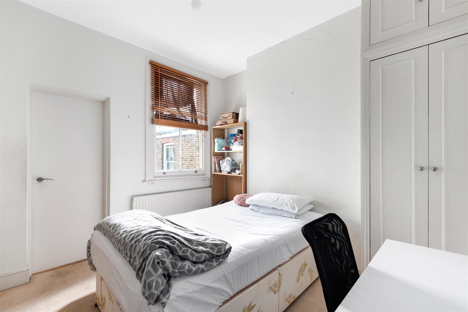 Flat Parfrey Street in Greater London