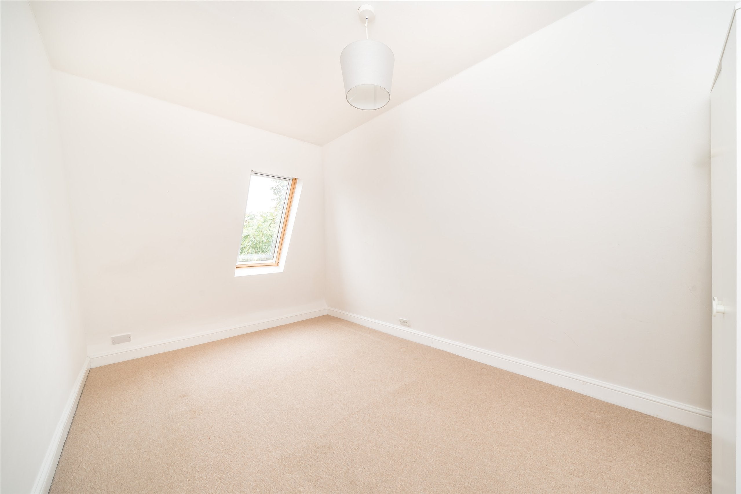 Flat Longley Road in Greater London