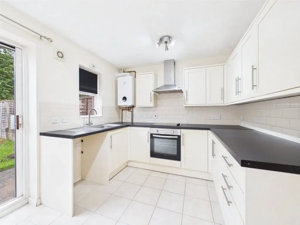 House Kestrel Gardens in Gloucester