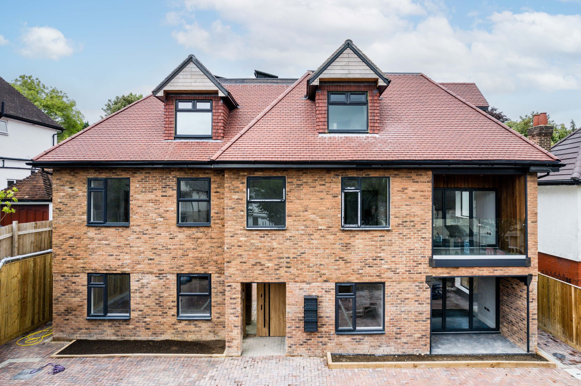 Room Smitham Downs Road in Greater London