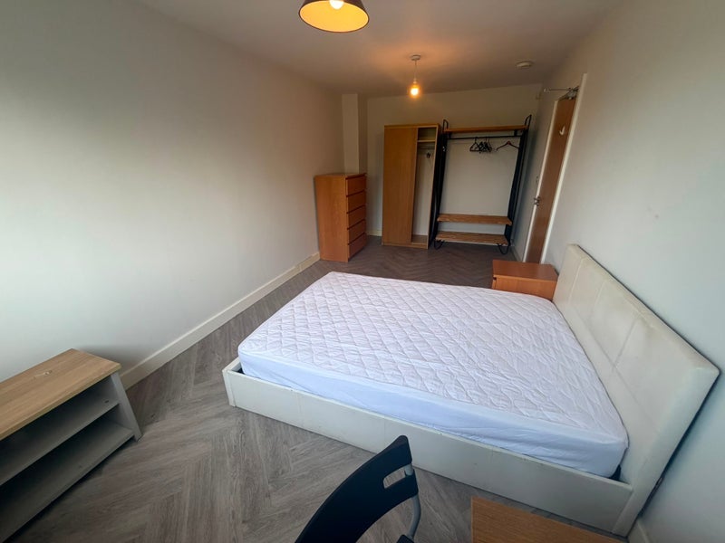 Room Tidewell Court in Sheffield