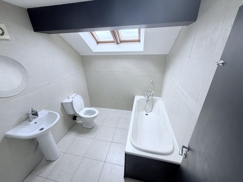 Room Tidewell Court in Sheffield