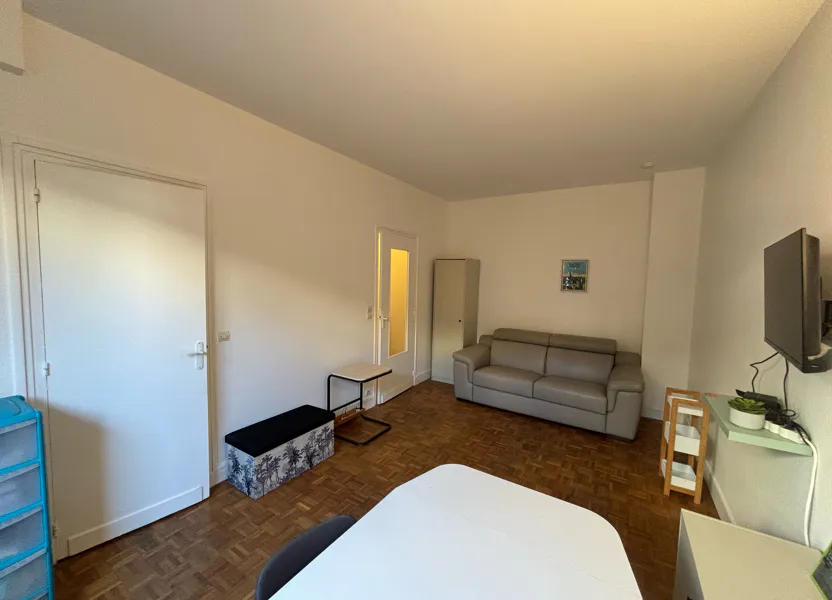 Flat Rue Joanès in Paris
