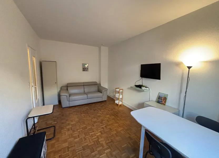 Flat Rue Joanès in Paris